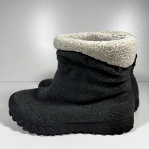 BOGS B MOC II Womens 9 40 Wool Sherpa Boots Winter Boots Snow Wicking Plush